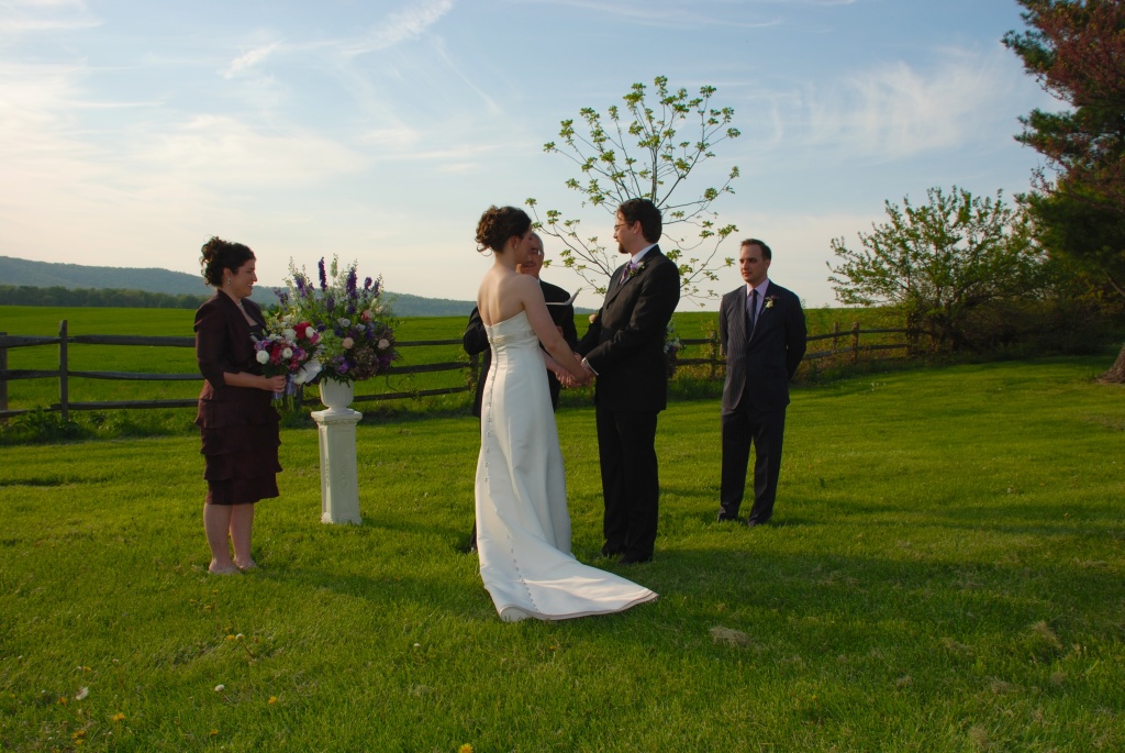 2010/04(April)/Lindsay Andrew Wedding/1024x768_2010-04-23-119 Lindsay-Andrew Wedding.jpg